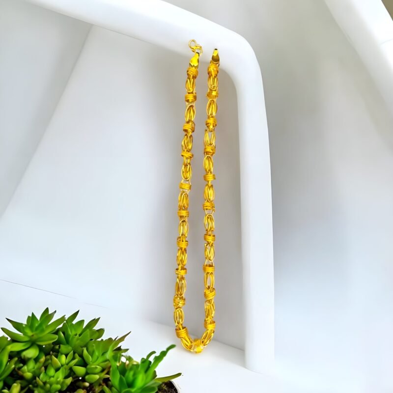Elevate Your Style with the Exquisite Hollow Ball Gold-Plated Chain from Shringer